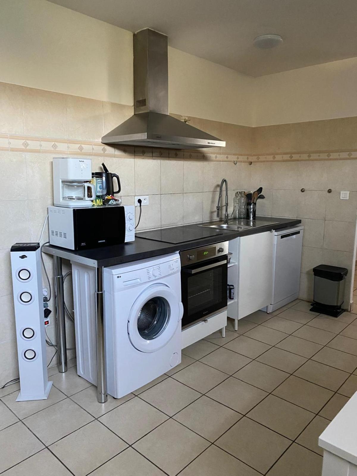 Agreable Rez De Jardin Avec Piscine Et Jacuzzi Appartement Cervione Buitenkant foto